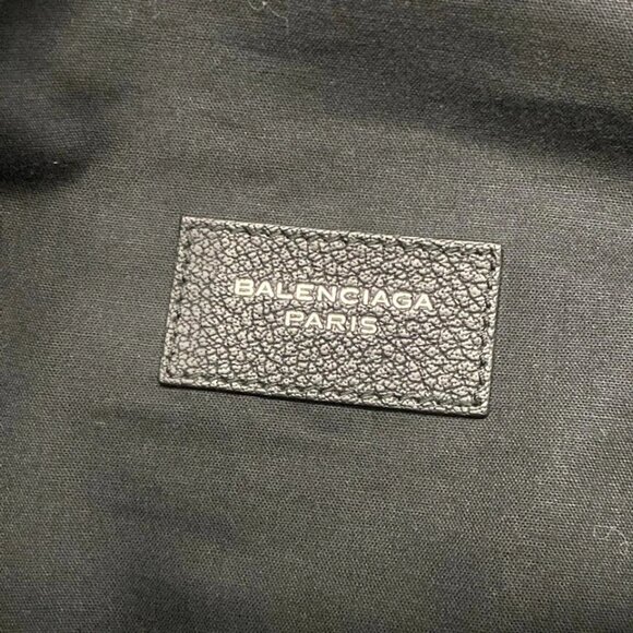 BALENCIAGA - Black Leather Handbag 451-082925 - Picture 13 of 14